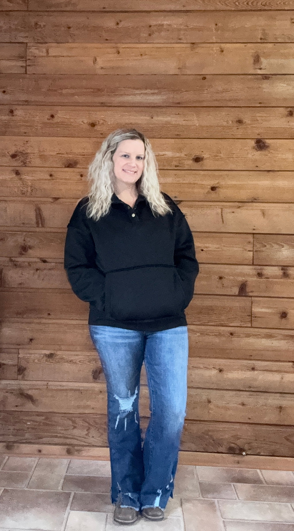 Button Sweatshirt - Black